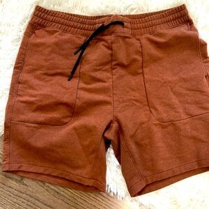 Mens Abercrombie comfort shorts, size large, never worn